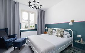 Sw Jana Street - Main Square Apartment